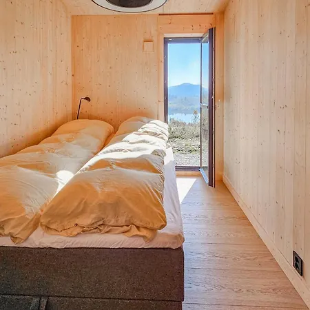 Дом отдыха In Edland With Sauna Nesland