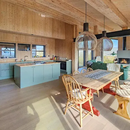 Lovely Home In Edland With Sauna * Nesland