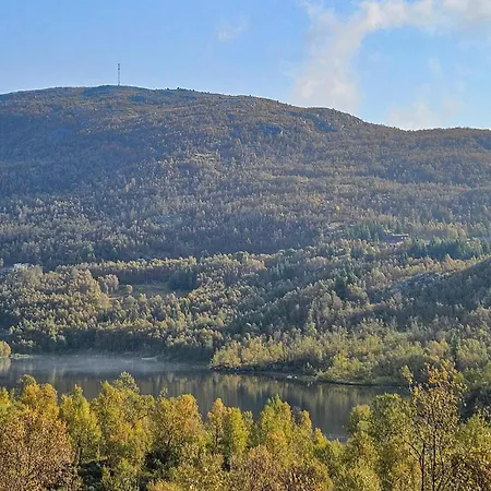 בית נופש In Edland With Sauna *